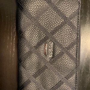 Guess wallet